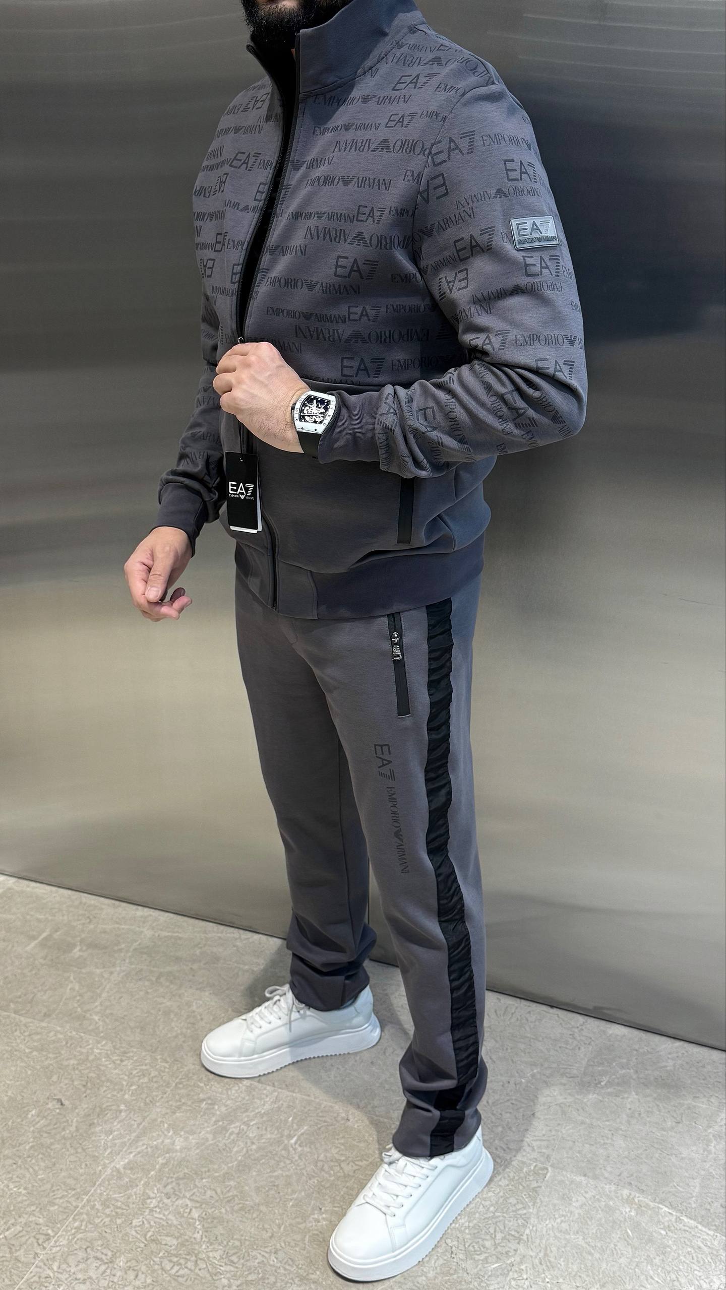 Emporio Armani Eşofman Takımı Füme